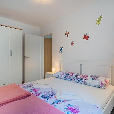 Apartman Antonija ツレス エクステリア 写真